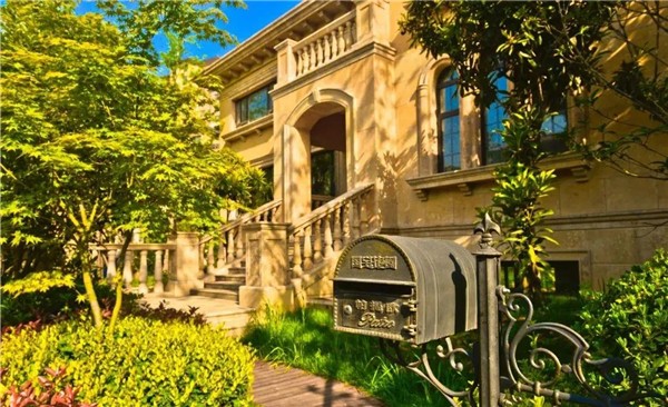 1584407667651138.jpg 別墅生活13.jpg