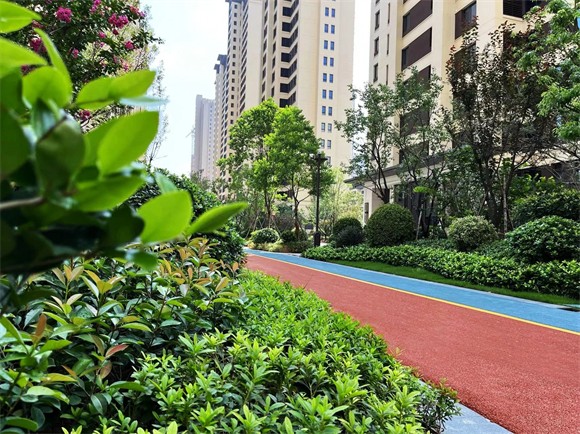 1699425257215532.jpg 為什么凱瑞國(guó)寶紅瞰總是提前品質(zhì)交房3.jpg